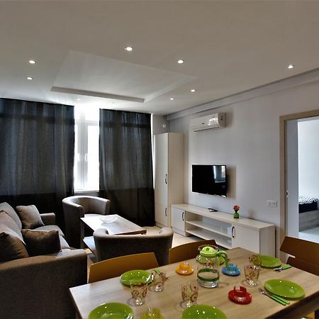 Apartment In City Center 예레반 외부 사진