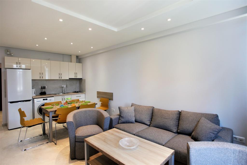 Apartment In City Center 예레반 외부 사진